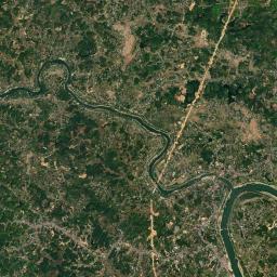 Huyện Đoan Hùng Satellite Map