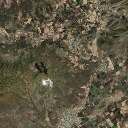 Parácuaro Satellite Map