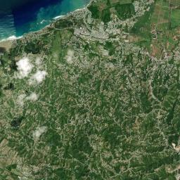 Luyando Satellite Map