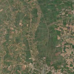 Taphan Hin Satellite Map