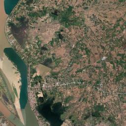 Kratié Satellite Map