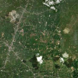 Amphoe Ron Phibun Satellite Map