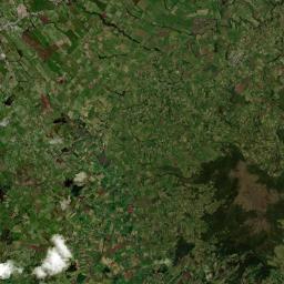 Sapuyes Satellite Map