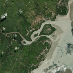 Guimarães Satellite Map