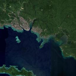 Kabupaten Fakfak Satellite Map