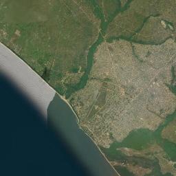 Moanda Satellite Map