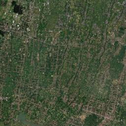 Kabupaten Blitar Satellite Map