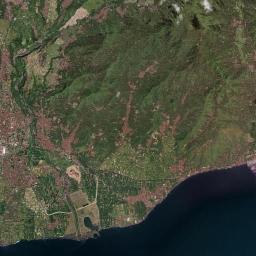 Banjar Wangsian Satellite Map