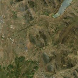 Carhuamayo Satellite Map