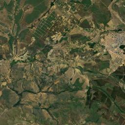 Maracás Satellite Map