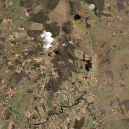 Porteirinha Satellite Map