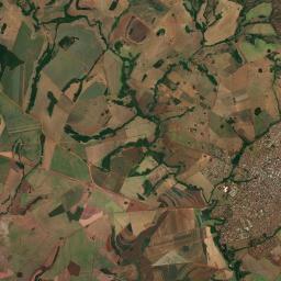 Quirinópolis Satellite Map