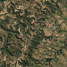 Biquinhas Satellite Map