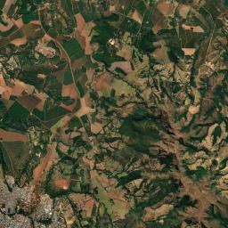 Piuí Satellite Map
