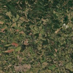 Caconde Satellite Map