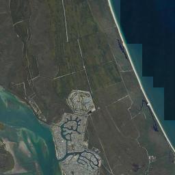 Banksia Beach Satellite Map