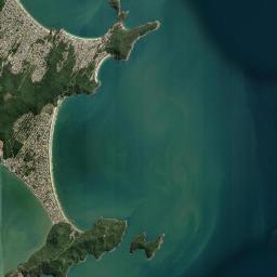 Bombinhas Satellite Map