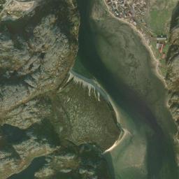 Teribërka High Resolution Satellite Map