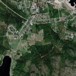 Köpmanholmen High Resolution Satellite Map