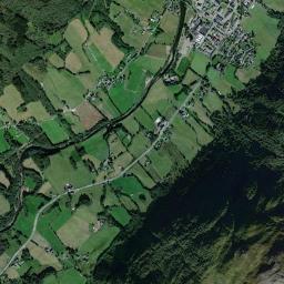 Batnfjordsøra High Resolution Satellite Map