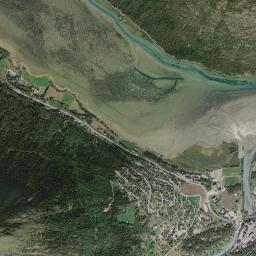 Lom High Resolution Satellite Map