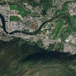 Førde High Resolution Satellite Map