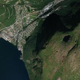 Høyanger High Resolution Satellite Map