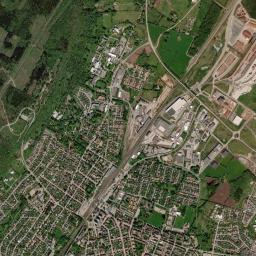 Falköping High Resolution Satellite Map