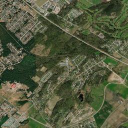 Skrea High Resolution Satellite Map