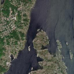 Hasslö High Resolution Satellite Map