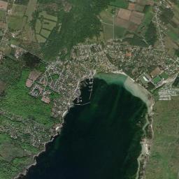 Hällevik High Resolution Satellite Map