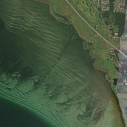 Häljarp High Resolution Satellite Map