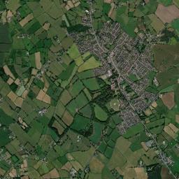 Waringstown High Resolution Satellite Map