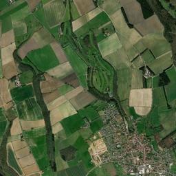 Kirkbymoorside High Resolution Satellite Map