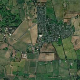 Holton le Clay High Resolution Satellite Map