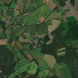 Hipstedt High Resolution Satellite Map