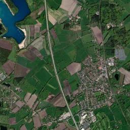 Wiefelstede, DE locator map
