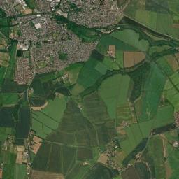 Clowne High Resolution Satellite Map