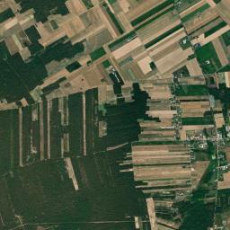 Czerwonka High Resolution Satellite Map