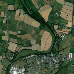 Bagenalstown High Resolution Satellite Map