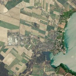 Powidz High Resolution Satellite Map