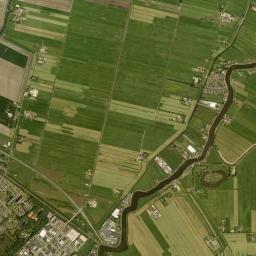 Nes aan de Amstel High Resolution Satellite Map