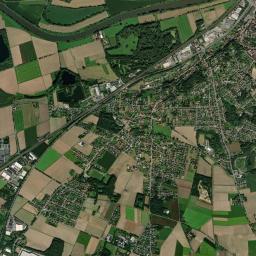 Porta Westfalica High Resolution Satellite Map