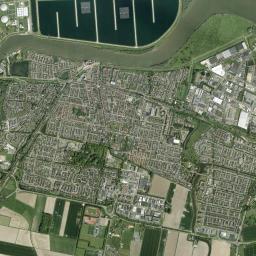 Oud-Beijerland High Resolution Satellite Map