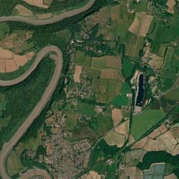 27 Bridge St, Chepstow, Monmouthshire NP16 5EZ, UK Satellite Map