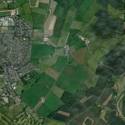 Highworth High Resolution Satellite Map