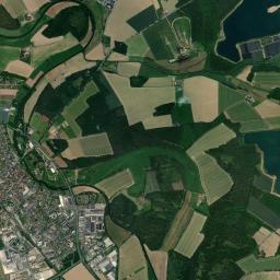 Weeze High Resolution Satellite Map