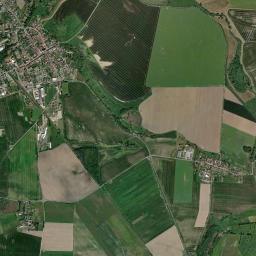 Dommitzsch High Resolution Satellite Map