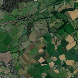 Lyneham High Resolution Satellite Map