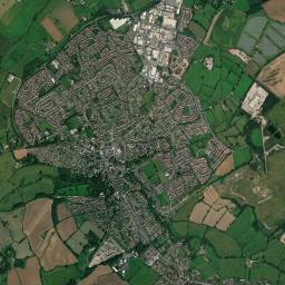 40-121 Fynamore Gardens, Calne, Wiltshire Satellite Map